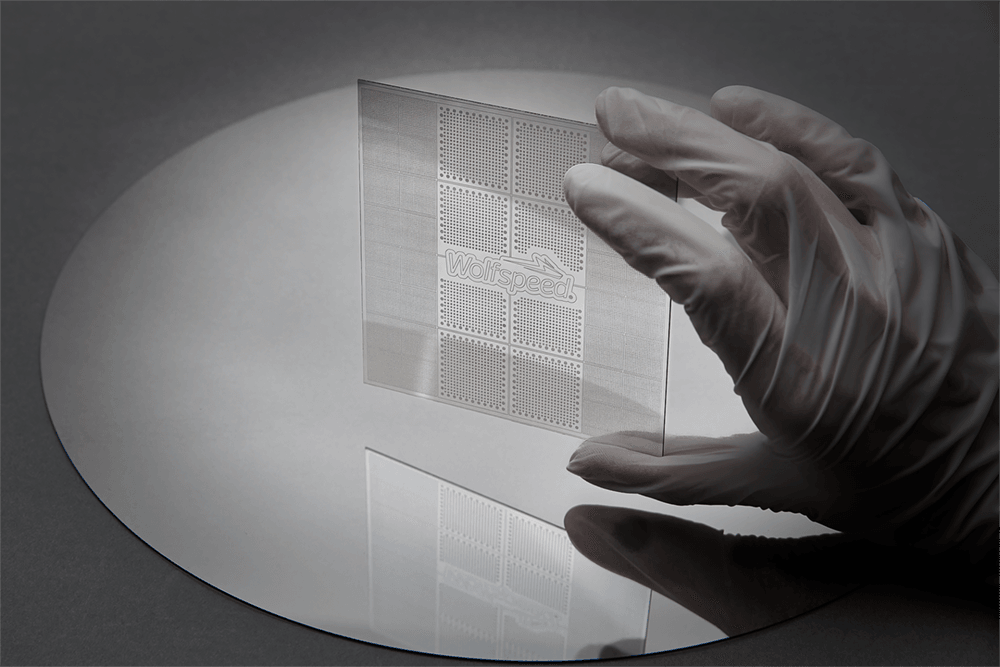 Conceptual demonstration of a large 100mm x 100mm interposer substrate enabled by Wolfspeed® 300mm SiC wafer.