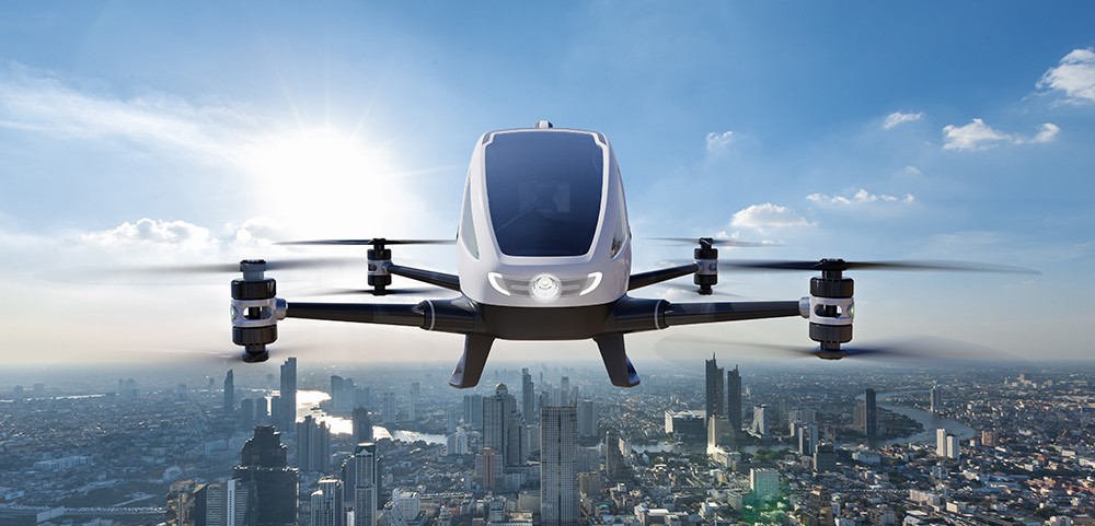 An forward-facing image of a helicopter. This represents Wolfspeed's products that support e-mobility projects in the sky.